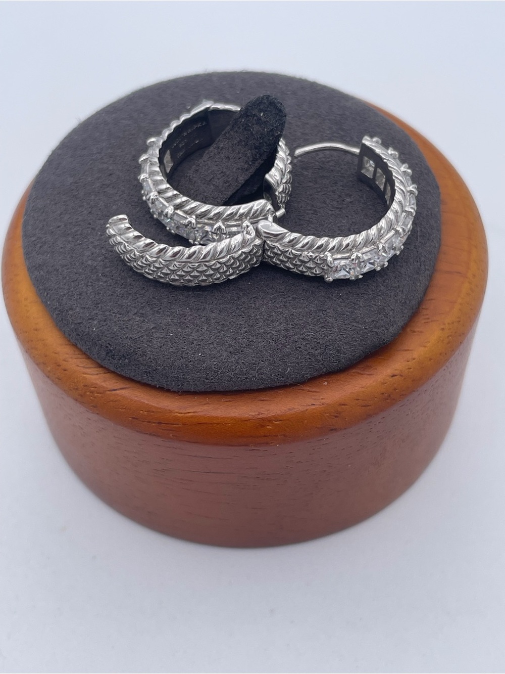 BROKEN Judith Ripka 925 Sterling Silver CZ Hoop Earrings Thailand Repair Craft